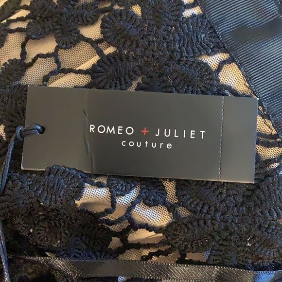 -Romeo and Juliet Couture Dress NWT M - Picture 9 of 10